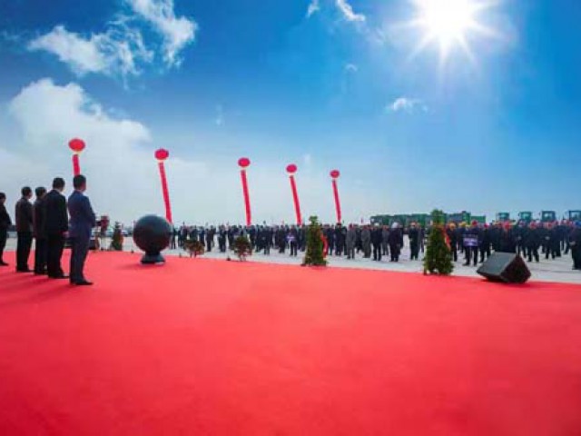 阿拉善萬(wàn)創(chuàng)·源通賀蘭玉年產(chǎn)800萬(wàn)平米微晶玉石及配套工程項(xiàng)目開(kāi)工慶典儀式成功舉行